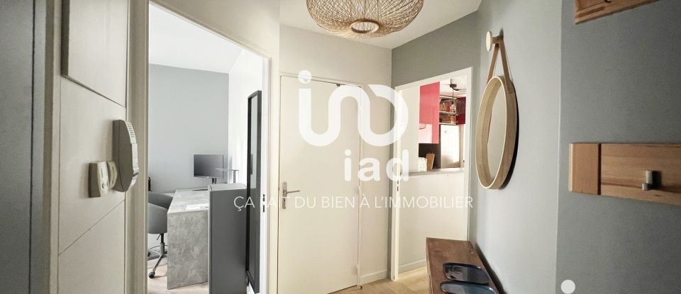 Apartment 3 rooms of 63 m² in Puteaux (92800)