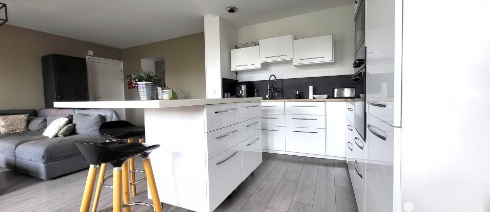 Appartement 4 pièces de 90 m² à Saint-Étienne (42100)