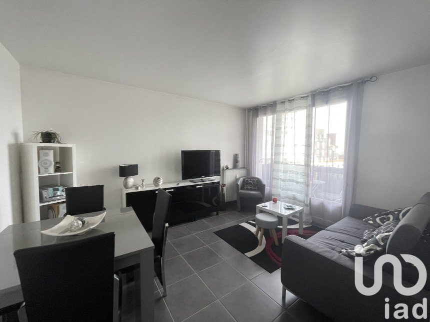 Apartment 3 rooms of 53 m² in Bezons (95870)