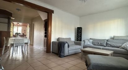 Maison 4 pièces de 85 m² à Fleury-les-Aubrais (45400)