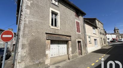 Maison de ville 5 pièces de 84 m² à Mazières-en-Gâtine (79310)