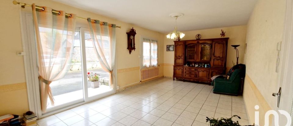 Traditional house 4 rooms of 90 m² in Louverné (53950)