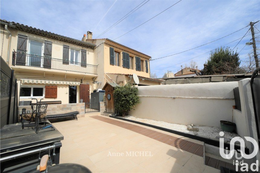 Town house 5 rooms of 105 m² in Marseille (13016)