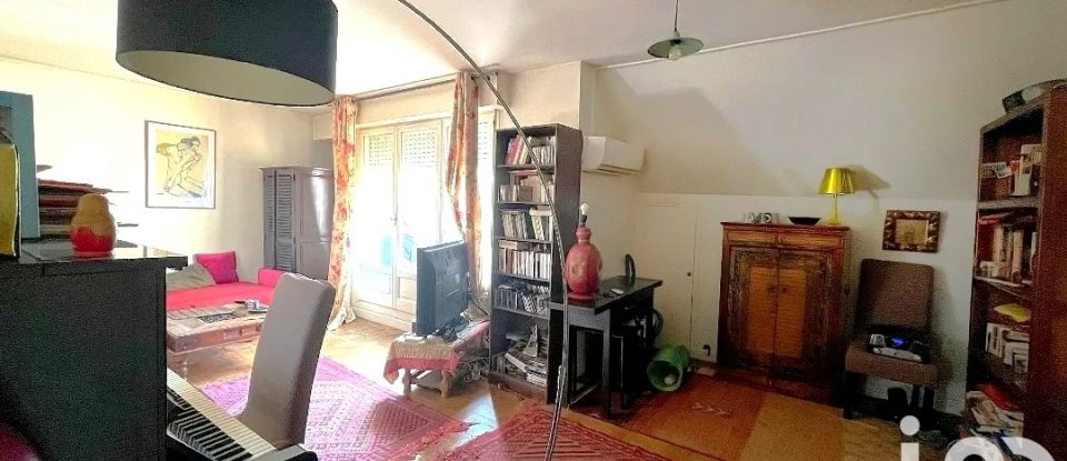 Apartment 2 rooms of 54 m² in Sarlat-la-Canéda (24200)