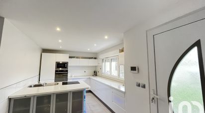 Maison 7 pièces de 157 m² à Lormont (33310)