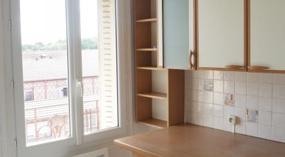 Apartment 1 room of 30 m² in Meaux (77100)