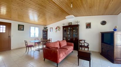 Traditional house 5 rooms of 75 m² in Saint-Jean-de-Monts (85160)