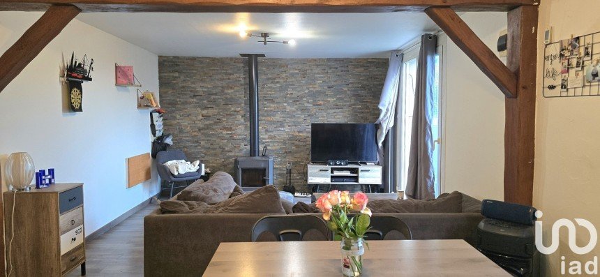 House 4 rooms of 70 m² in Heuqueville (76280)