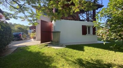 Maison 5 pièces de 89 m² à Lahonce (64990)