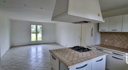 Pavilion 5 rooms of 87 m² in La Chapelle-Blanche-Saint-Martin (37240)