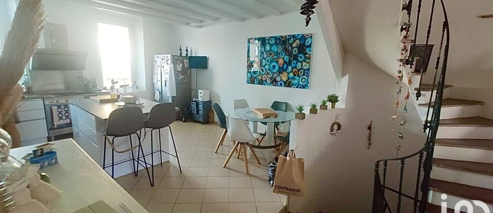 Maison 7 pièces de 235 m² à Lézignan-Corbières (11200)