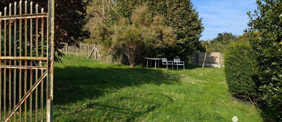 Longère 5 pièces de 120 m² à Erquy (22430)