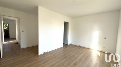 Pavillon 4 pièces de 104 m² à Châtellerault (86100)