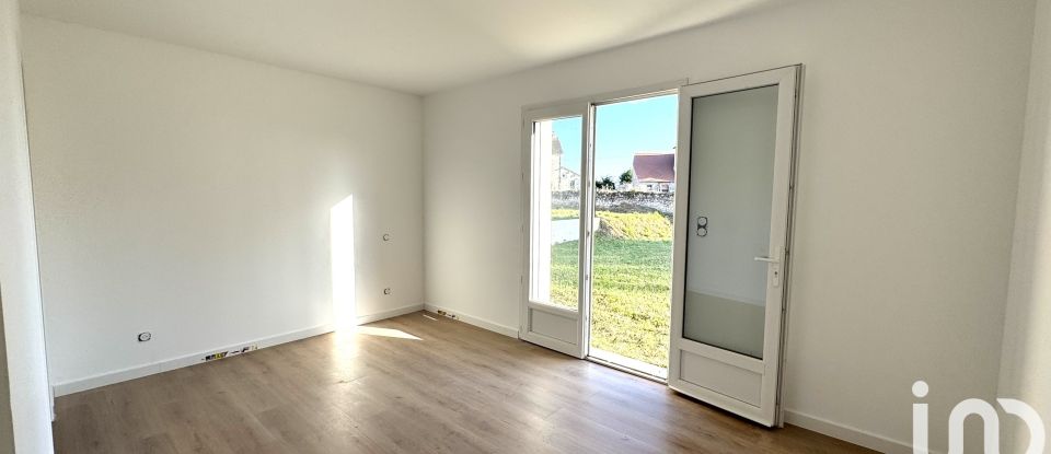 Pavillon 4 pièces de 104 m² à Châtellerault (86100)