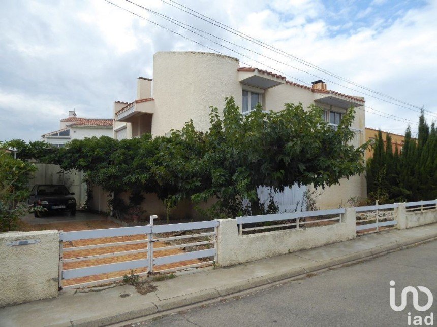 House 7 rooms of 181 m² in Saint-Estève (66240)