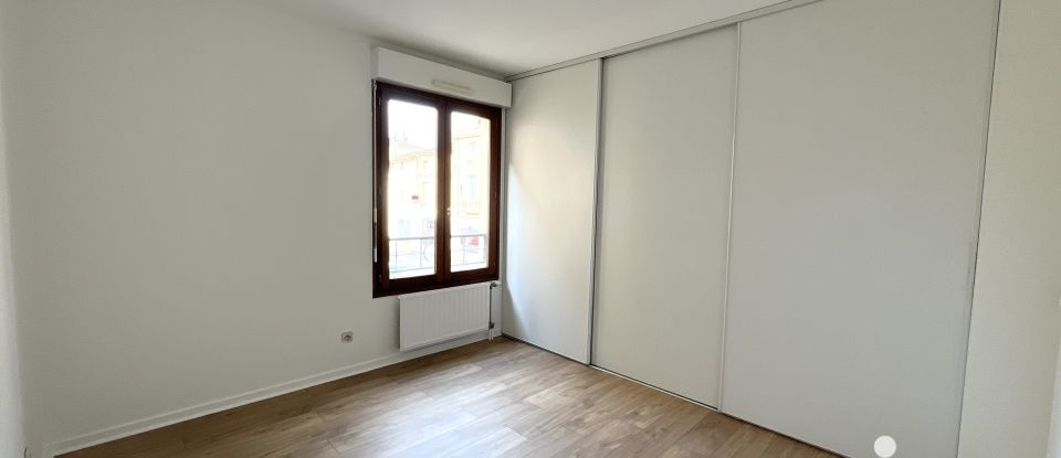 Apartment 3 rooms of 70 m² in Saint-Just-Saint-Rambert (42170)