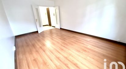 Appartement 2 pièces de 45 m² à Évry (91000)