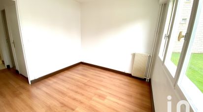 Apartment 2 rooms of 45 m² in Évry (91000)