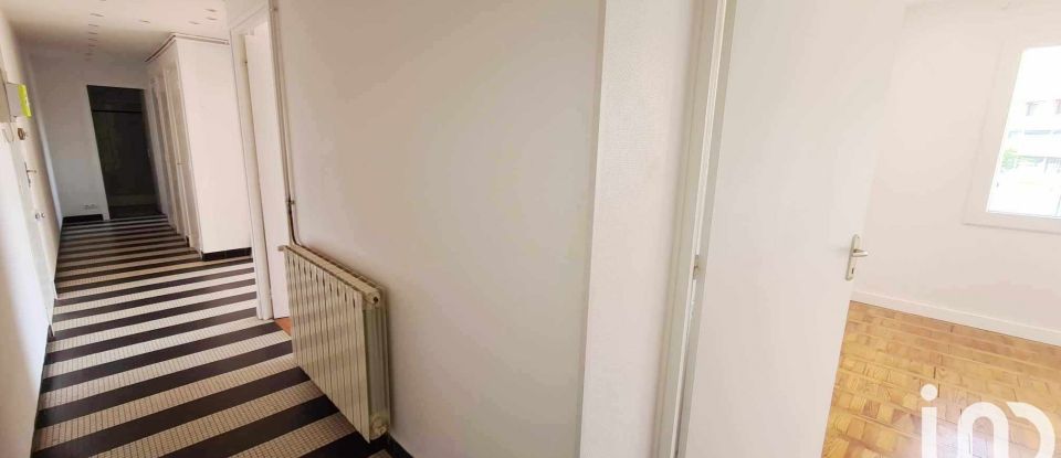 Apartment 3 rooms of 73 m² in Montauban (82000)