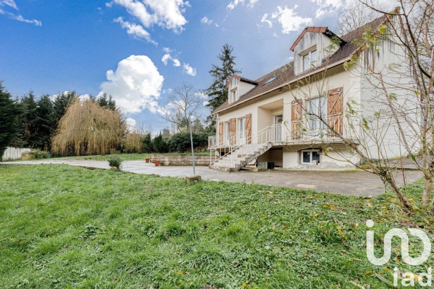 Maison traditionnelle 5 pièces de 130 m² à Meaux (77100)