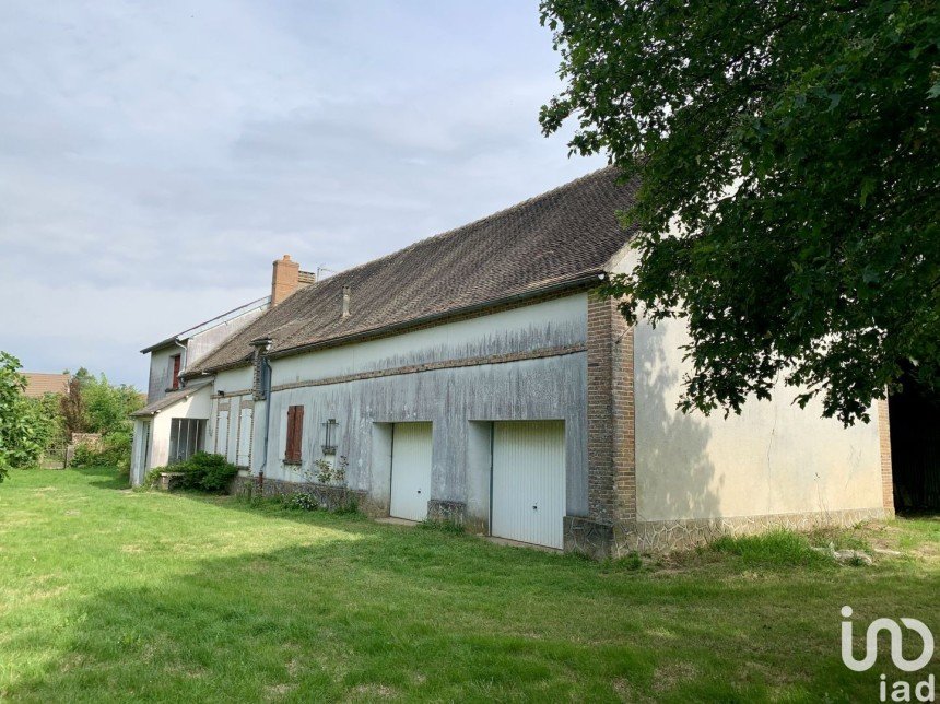 House 7 rooms of 140 m² in Fouchères (89150)