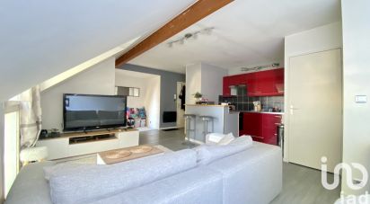 Apartment 1 room of 44 m² in Brie-Comte-Robert (77170)