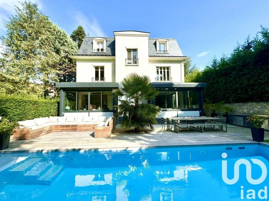 House 10 rooms of 364 m² in Sceaux (92330)