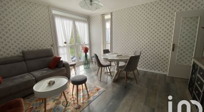 Apartment 4 rooms of 71 m² in Avon (77210)