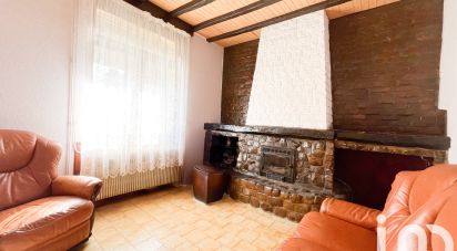 Town house 4 rooms of 75 m² in Beuvrages (59192)