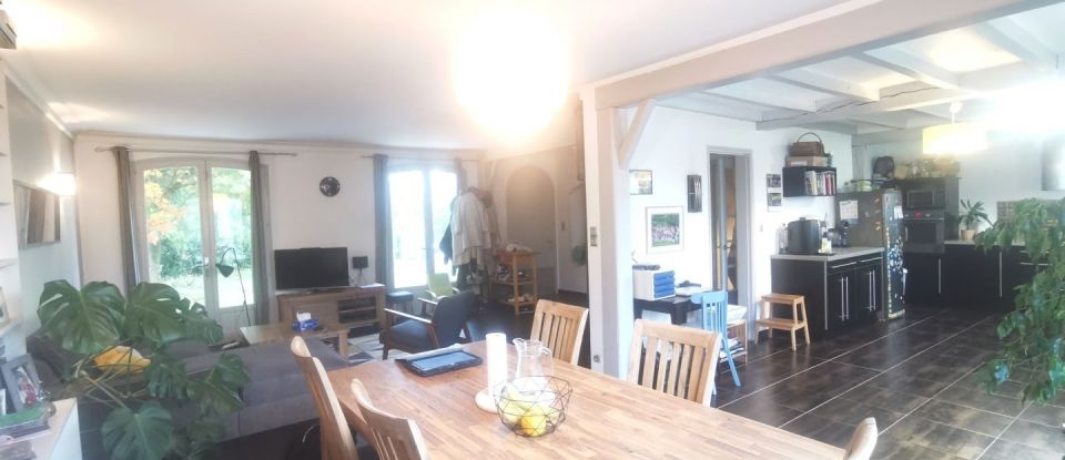 Maison 6 pièces de 138 m² à Bellevigny (85170)