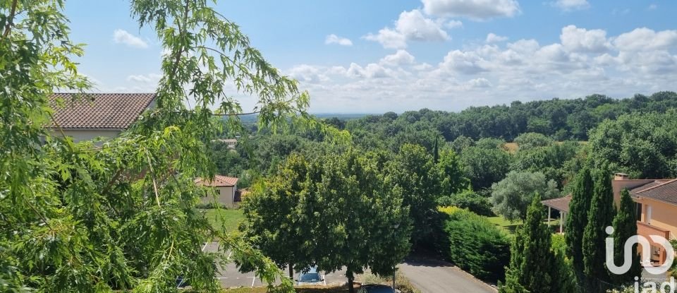 Duplex 3 rooms of 64 m² in Sainte-Foy-de-Peyrolières (31470)