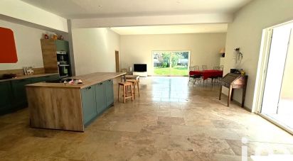 House 5 rooms of 188 m² in Carpentras (84200)