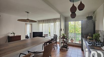 Apartment 5 rooms of 92 m² in Viry-Châtillon (91170)