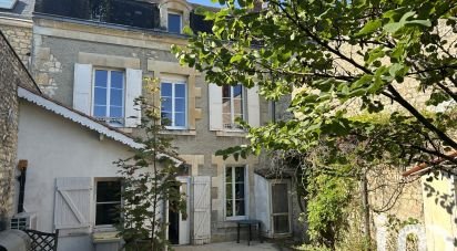 Town house 8 rooms of 200 m² in Fontenay-le-Comte (85200)