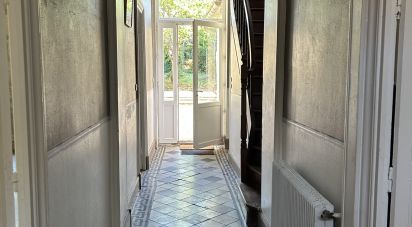 Town house 8 rooms of 200 m² in Fontenay-le-Comte (85200)