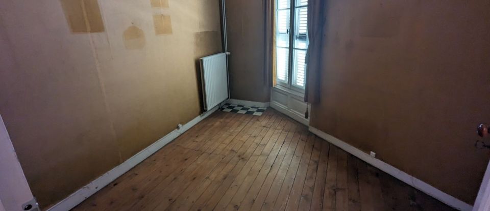 House 7 rooms of 142 m² in Bordeaux (33000)