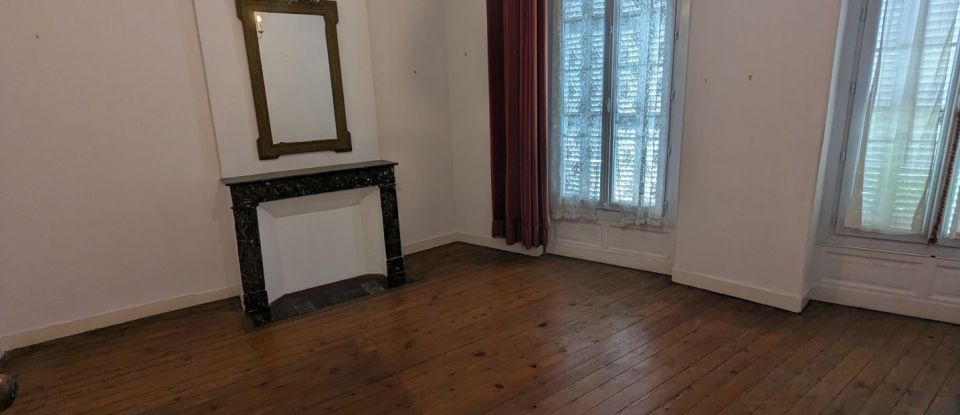 House 7 rooms of 142 m² in Bordeaux (33000)