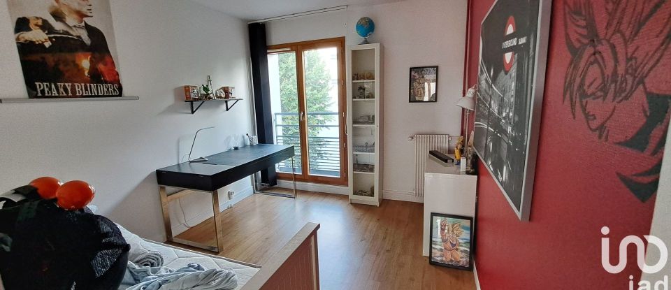 Appartement 3 pièces de 71 m² à Fontainebleau (77300)