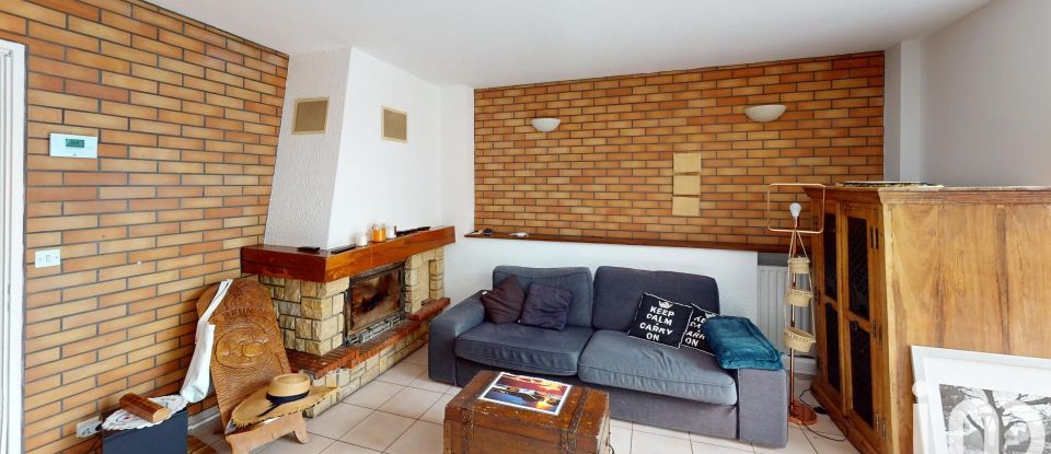 House 6 rooms of 143 m² in Nandy (77176)