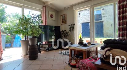 House 6 rooms of 118 m² in Cherveux (79410)