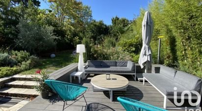 House 8 rooms of 245 m² in Rueil-Malmaison (92500)