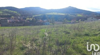 Land of 2,331 m² in Boudes (63340)