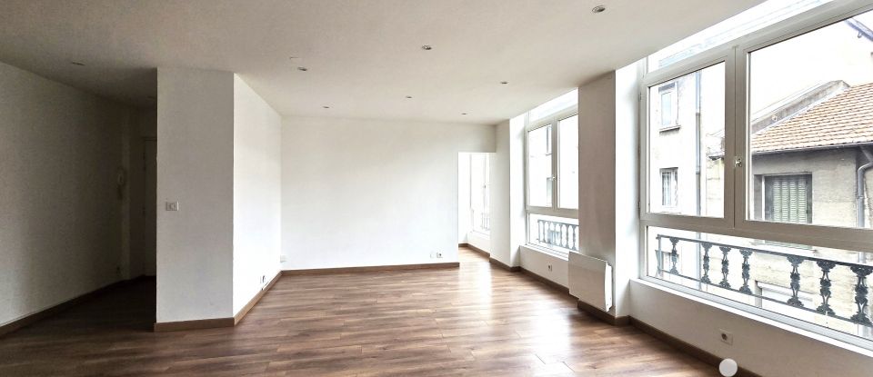 Appartement 3 pièces de 78 m² à Saint-Étienne (42000)