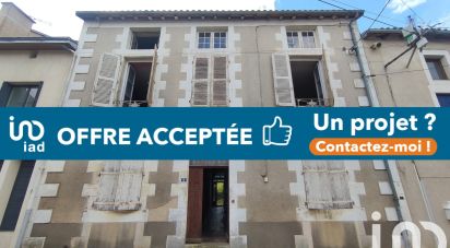 Maison de ville 10 pièces de 228 m² à Lussac-les-Châteaux (86320)