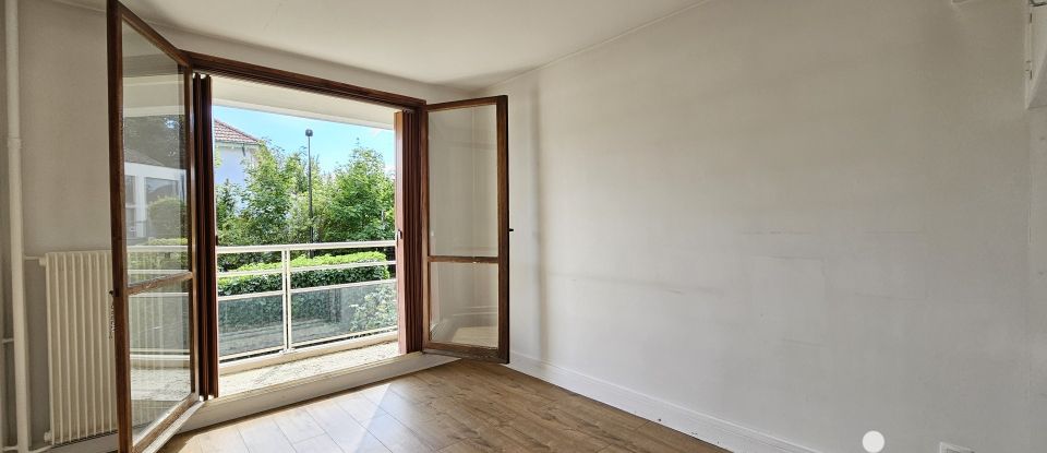 Apartment 4 rooms of 85 m² in Saint-Germain-en-Laye (78100)