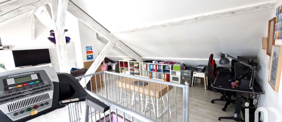 Maison 6 pièces de 157 m² à Auménancourt (51110)