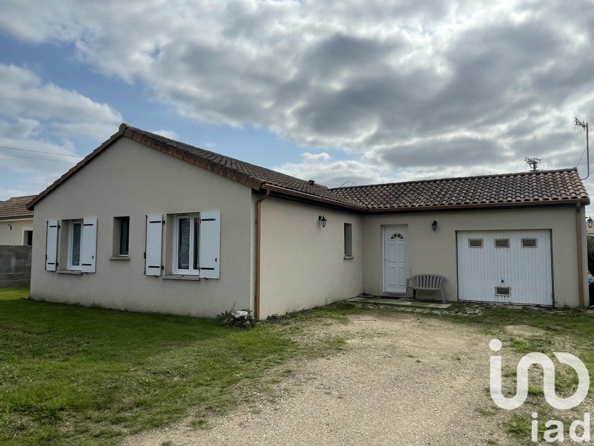 Maison 4 pièces de 84 m² à Naintré (86530)