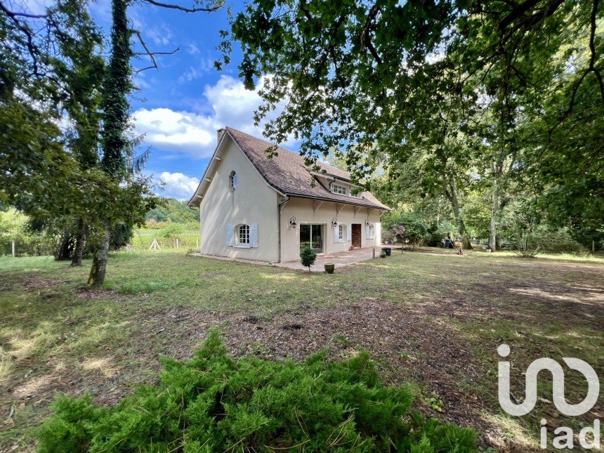 Maison 5 pièces de 164 m² à Martillac (33650)