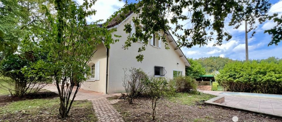 Maison 5 pièces de 164 m² à Martillac (33650)