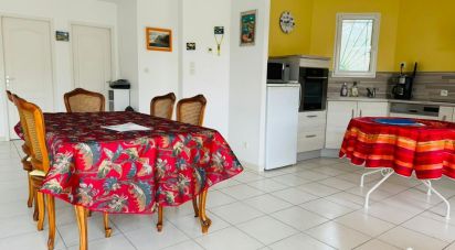 Maison 4 pièces de 93 m² à Vendays-Montalivet (33930)